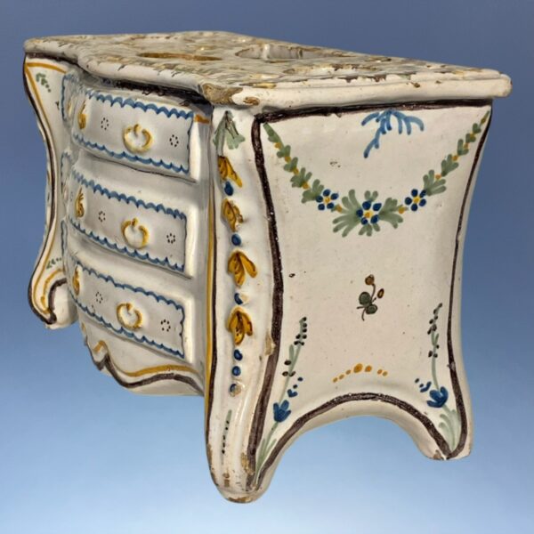 European Faience Bough Pot - Image 5