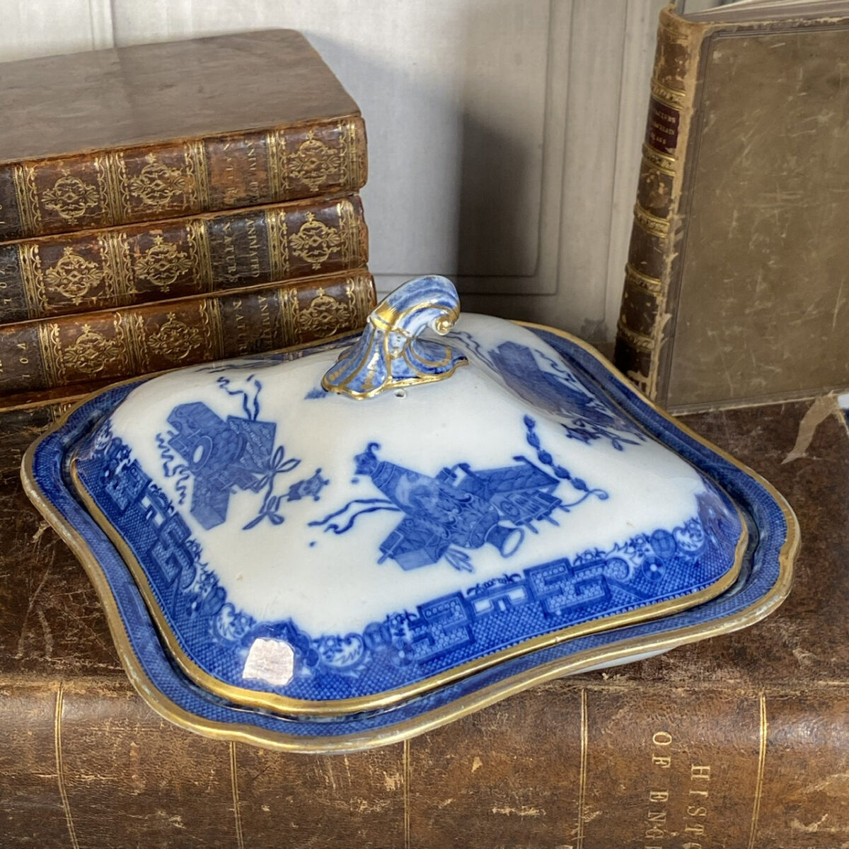 Early Spode Earthenware Tureen & Cover.