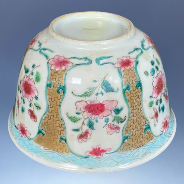 C18th Chinese Export Porcelain- Famille Rose Sucrier & Cover - Image 6