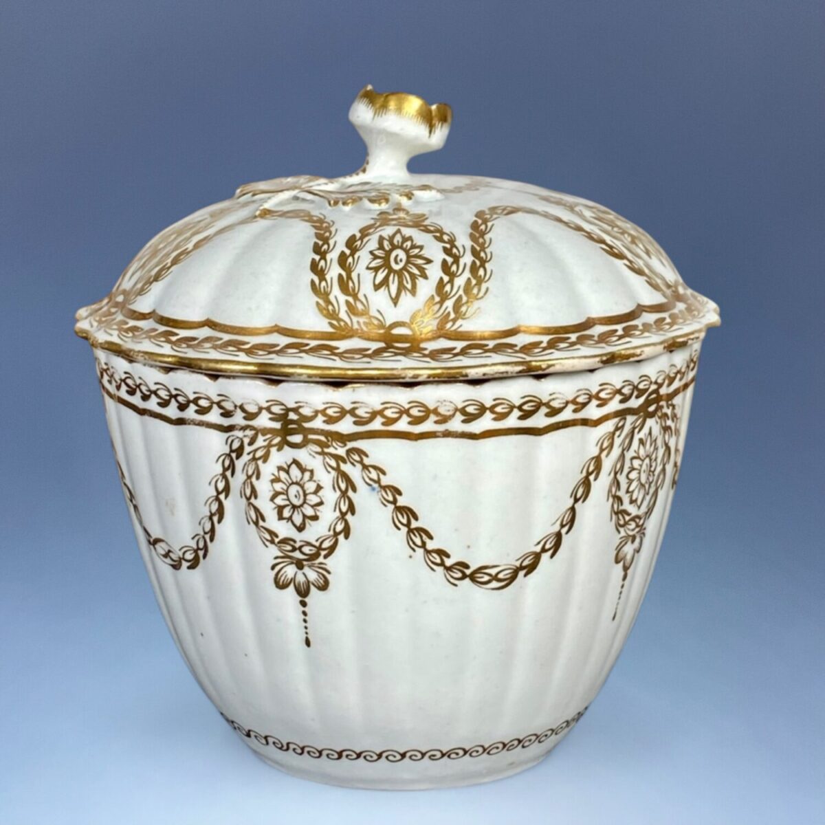 18th Century Worcester Fluted Sucrier & Cover.