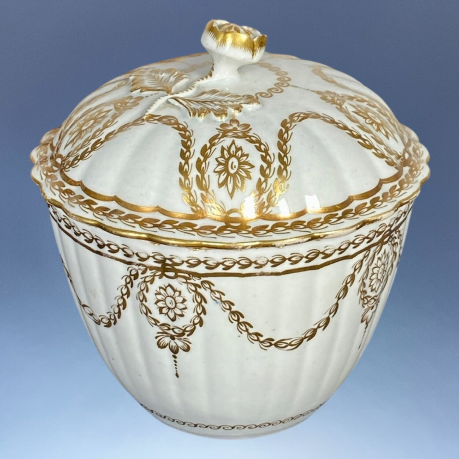 18th Century Worcester Fluted Sucrier & Cover. - Image 6