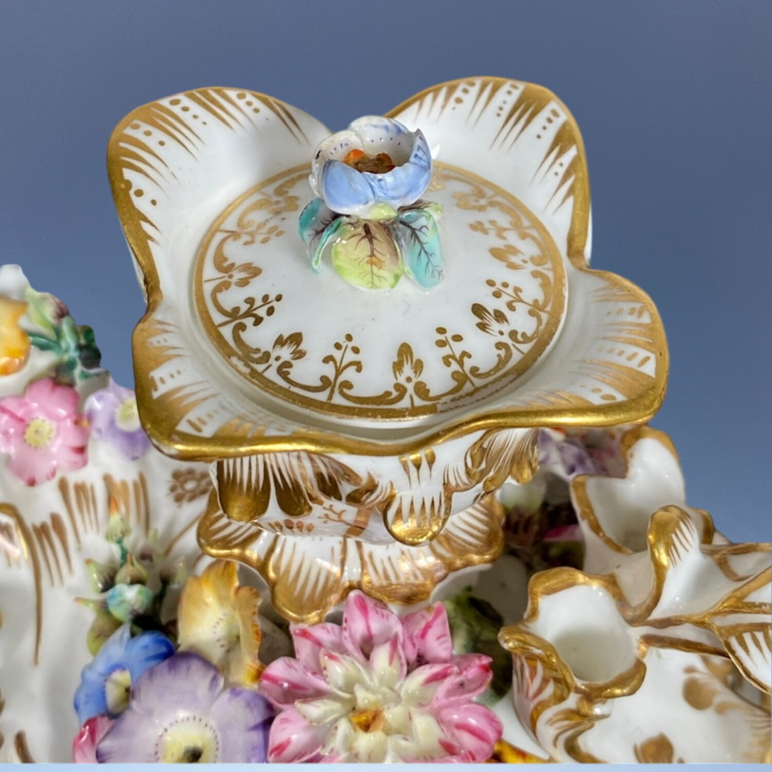 C19th English Porcelain Flower Encrusted Inkstand - Image 3