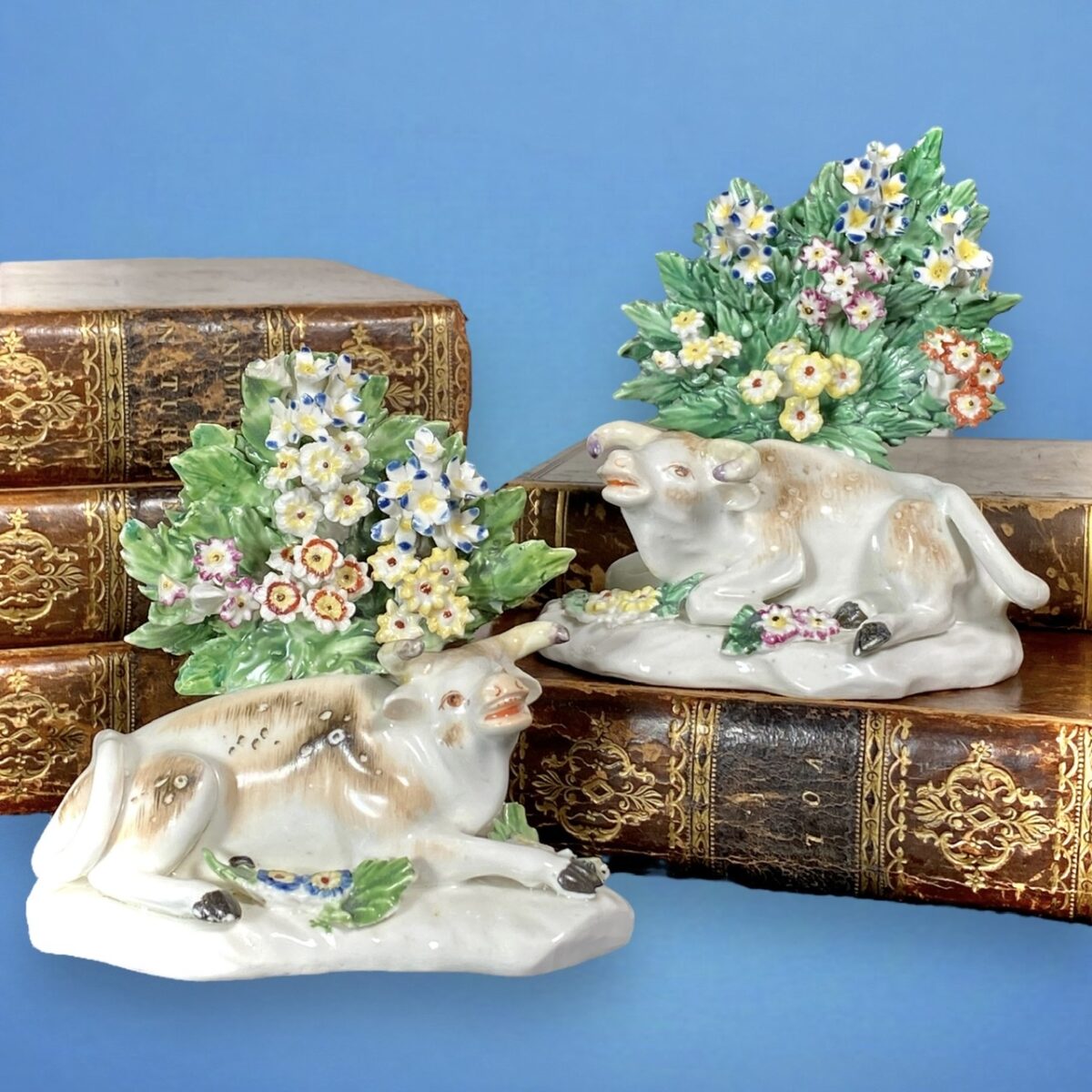 Pair of C18th Derby Cows With Bocage