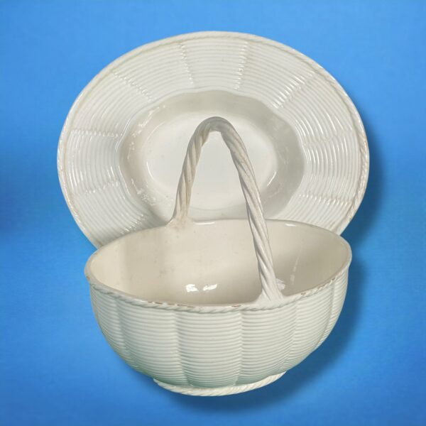 Wedgwood Creamware Egg Basket & Stand - Image 6