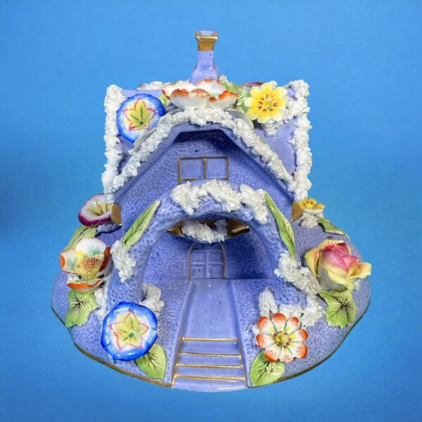 Staffordshire 'Lavender' Cottage Pastille Burner - Image 13