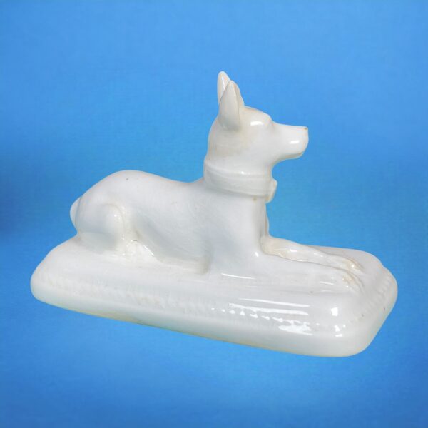 Worcester Porcelain Model of a Dog. - Image 2