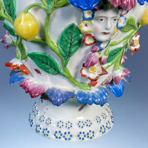C18th Garniture of Bow Porcelain 'Frill' Vases & Covers. - Image 3