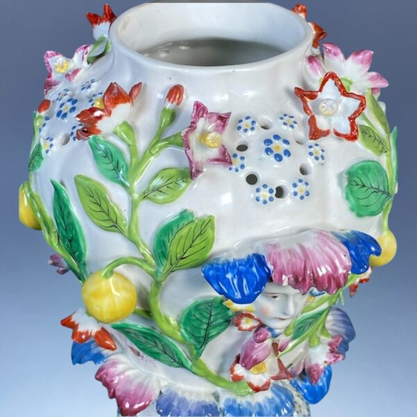 C18th Garniture of Bow Porcelain 'Frill' Vases & Covers. - Image 4