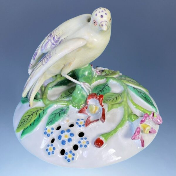 C18th Garniture of Bow Porcelain 'Frill' Vases & Covers. - Image 8