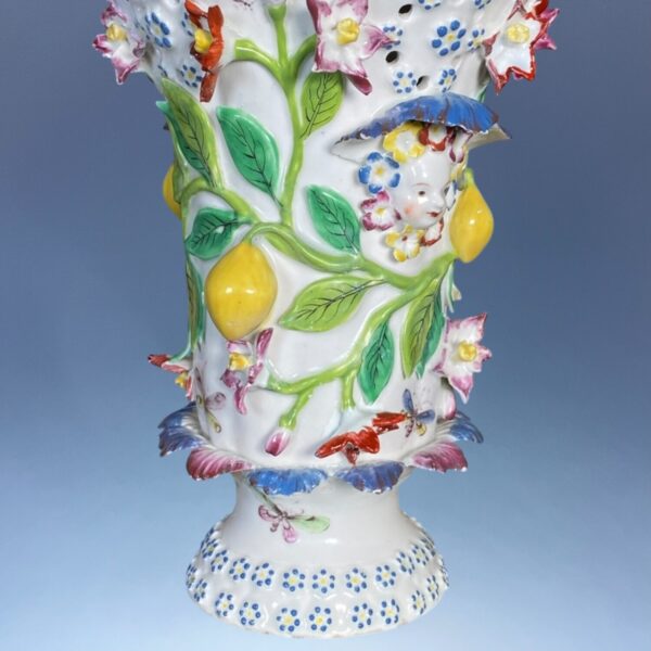C18th Garniture of Bow Porcelain 'Frill' Vases & Covers. - Image 14