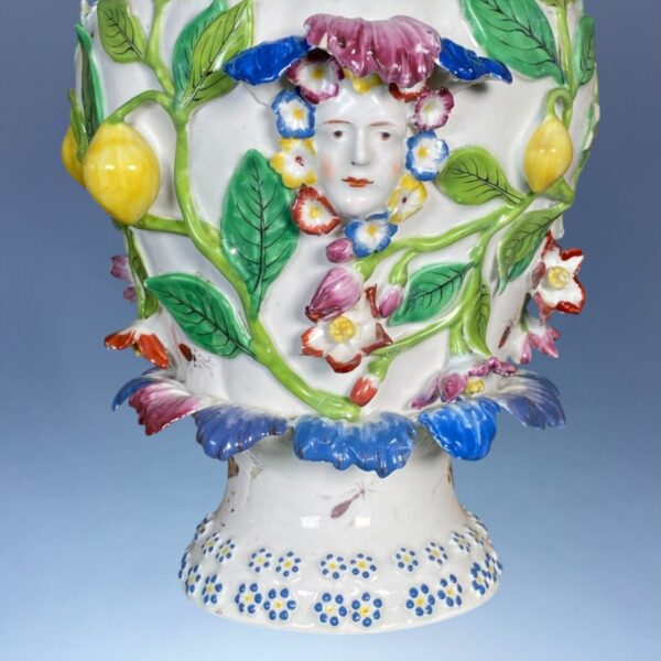 C18th Garniture of Bow Porcelain 'Frill' Vases & Covers. - Image 15