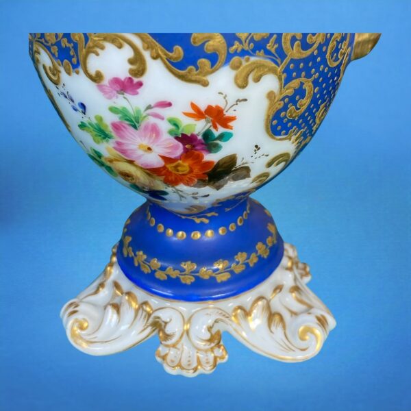 Pair of C19th Palais-Royal Porcelain Vases - Image 10