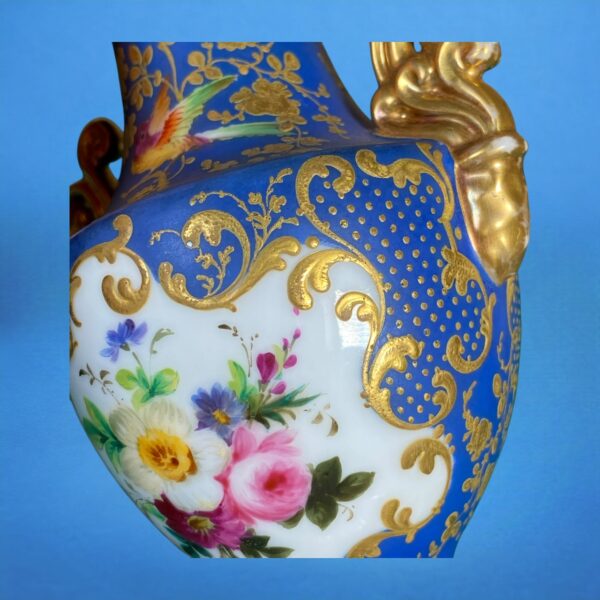 Pair of C19th Palais-Royal Porcelain Vases - Image 3