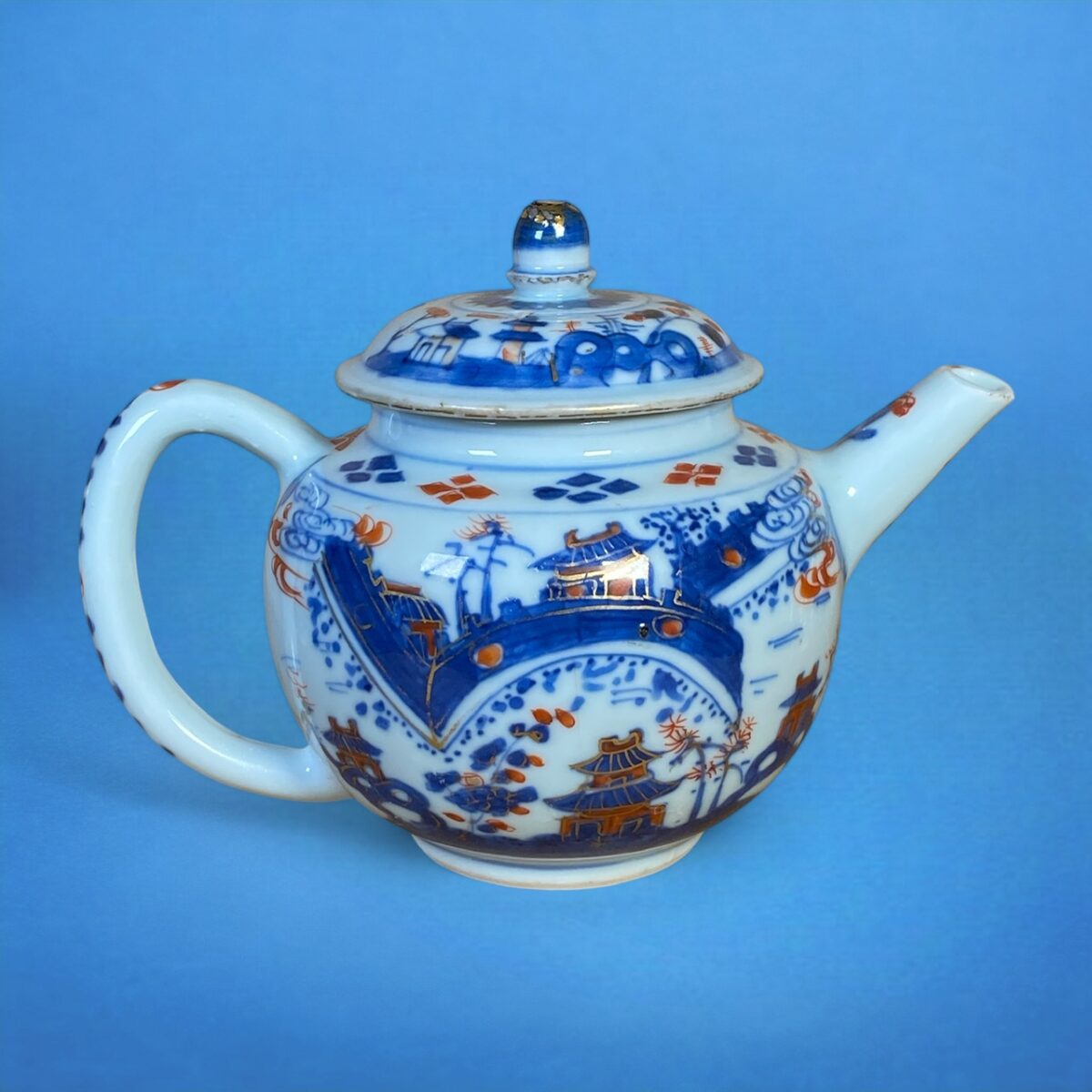 (Clearance)  C18th Chinese Export ‘Imari’ Teapot