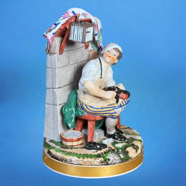 Niderviller Porcelain Figure of a Whistling Cobbler - Image 4