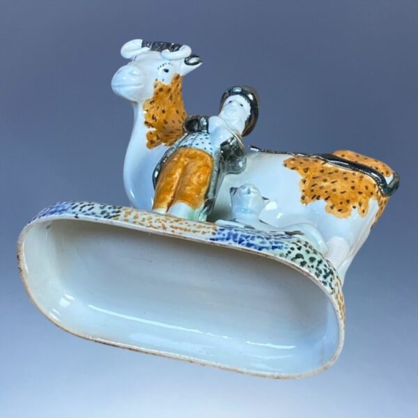 PrattWare Model of a Cow, With Male Attendant. - Image 3