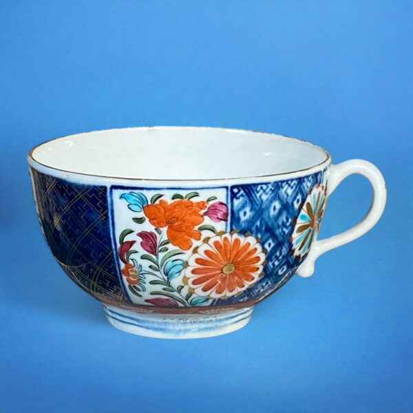 (Clearance) C18th Worcester Tea Cup- 'Kakiemon' Style