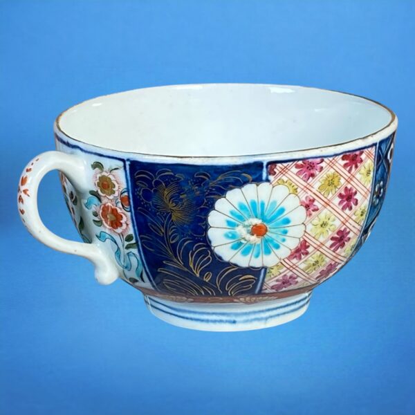 (Clearance) C18th Worcester Tea Cup- 'Kakiemon' Style - Image 8