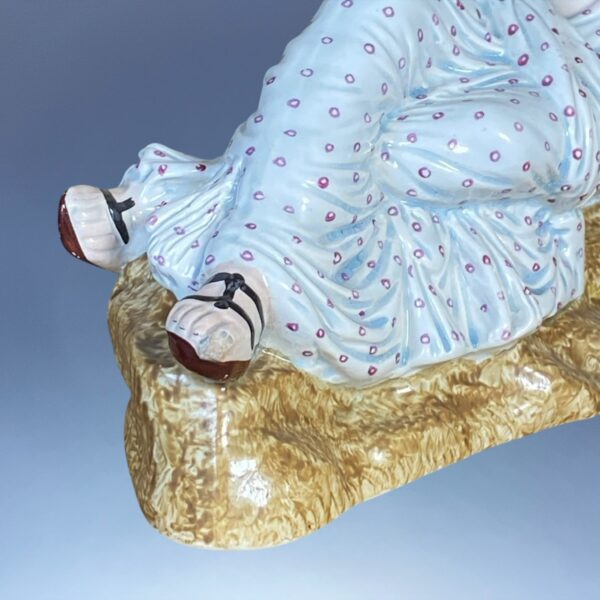 Antique Staffordshire Pottery Figure of Cleopatra. - Image 6