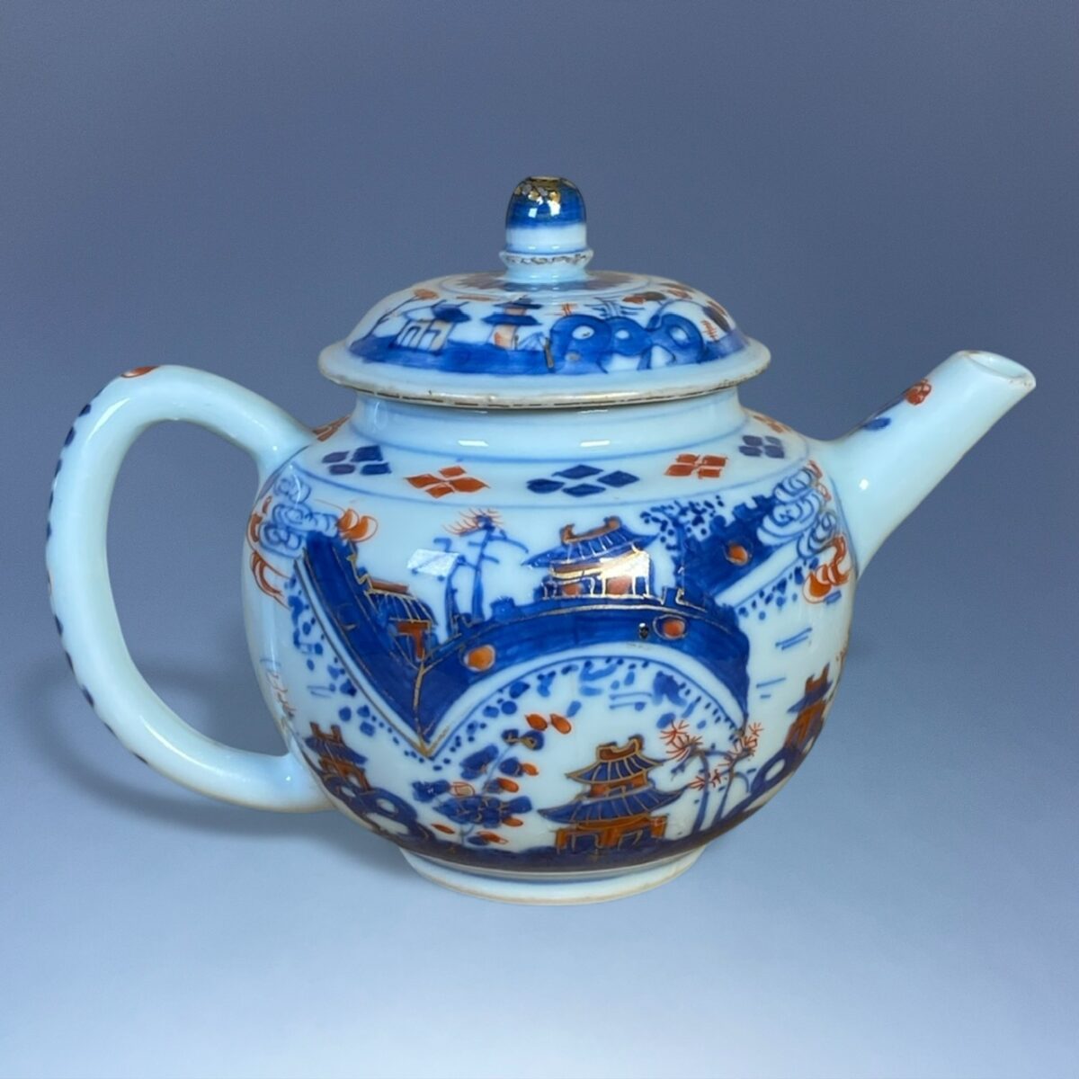 (Clearance)  C18th Chinese Export ‘Imari’ Teapot