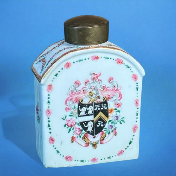 Chinese Export Porcelain Armorial Tea Cannister.