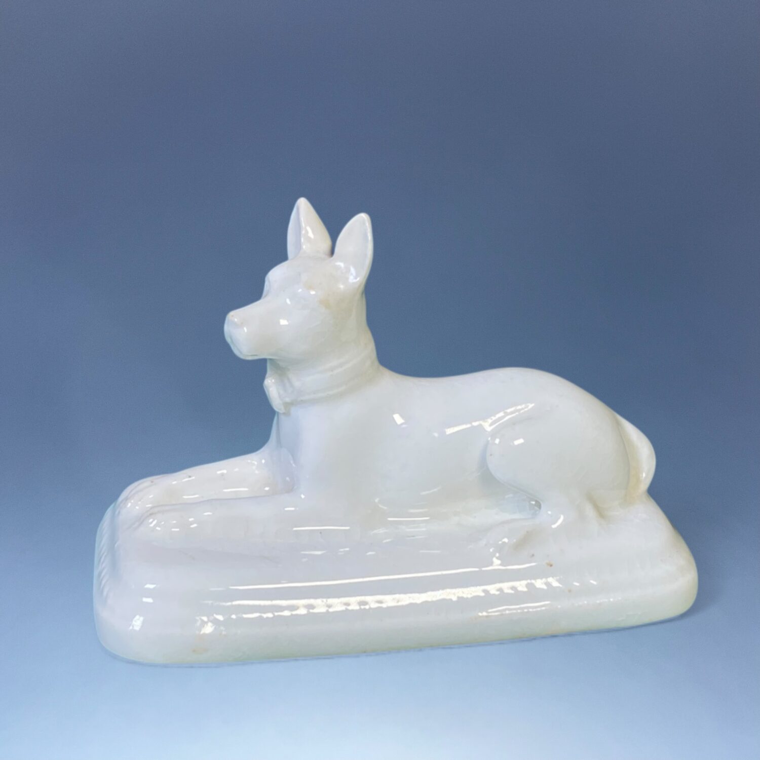 Grainger Worcester Porcelain Model of a Dog.