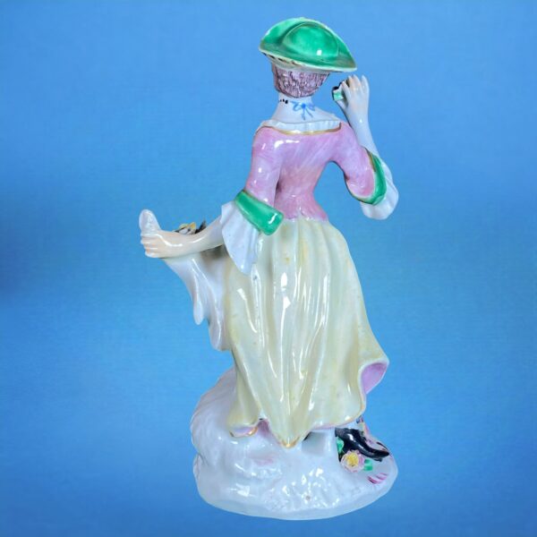 (Clearance) C18th BOW Figure of a Shepherdess. - Image 3