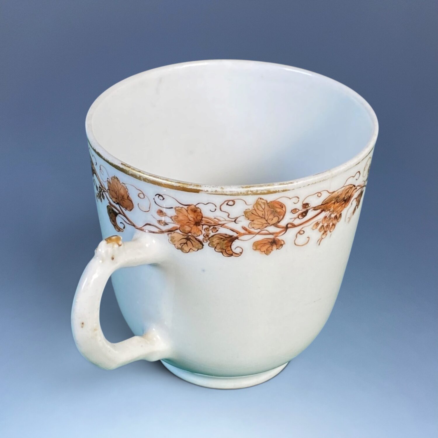 (Clearance) Chinese Export Porcelain Coffee Cup - Girl at Window - Image 4