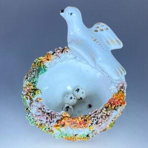 (Clearance) Staffordshire Miniature Bird & Nest.