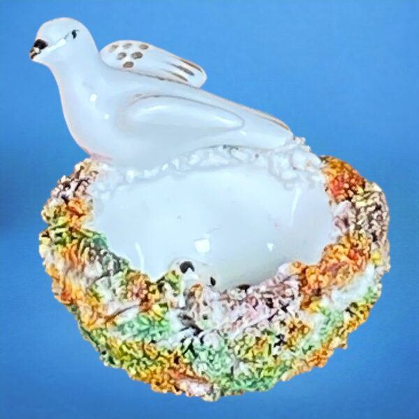 (Clearance) Staffordshire Miniature Bird & Nest. - Image 2