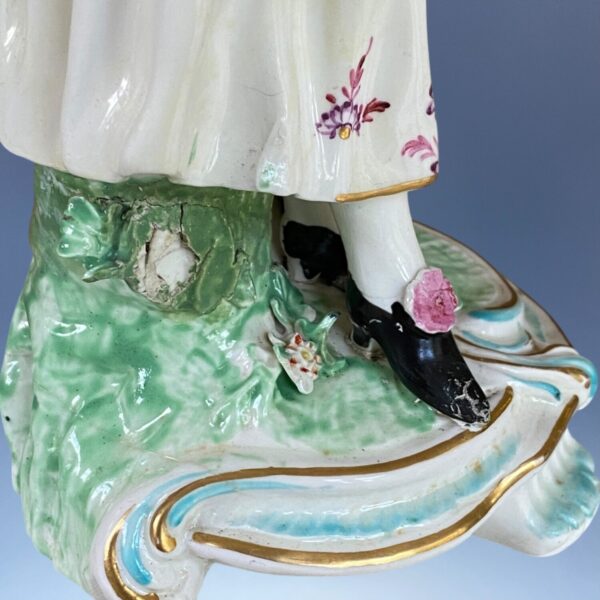 (Clearance) C18th Derby Figure of a Lady with Basket of Eggs - for restoration. - Image 8