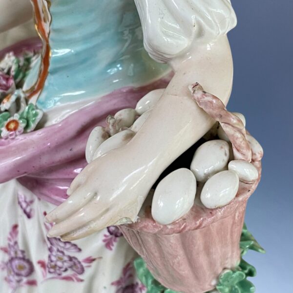 (Clearance) C18th Derby Figure of a Lady with Basket of Eggs - for restoration. - Image 5