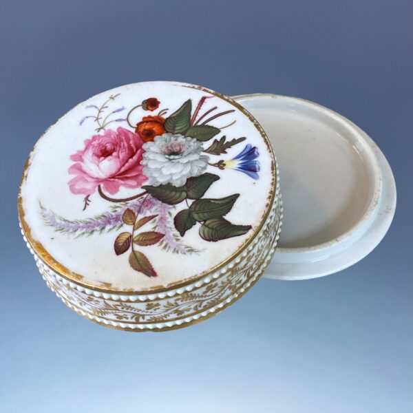 C19th English Porcelain Circular Box & Cover. - Image 2