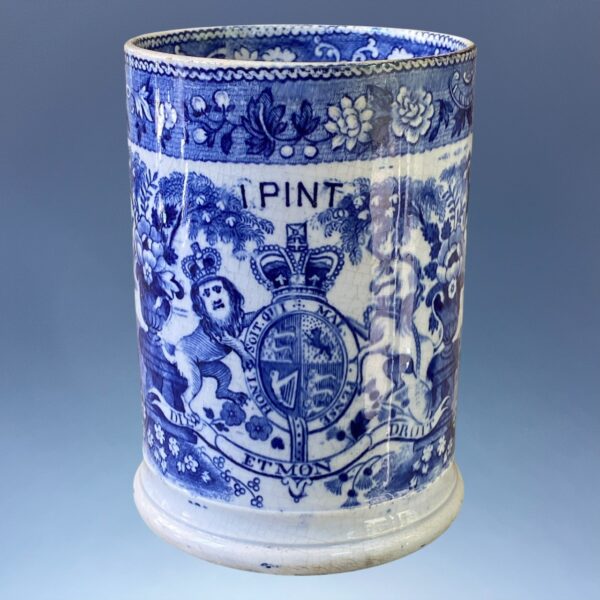 Staffordshire Blue & White ‘1 Pint’ Royal Arms Mug - Image 7