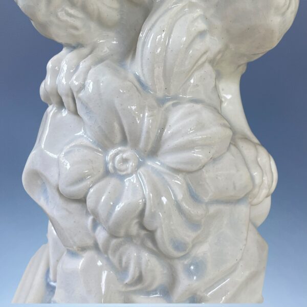 Early Staffordshire Pearlware  Model of an Eagle. - Image 3