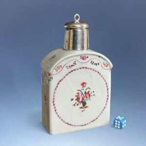 Chinese Export Porcelain Tea Cannister
