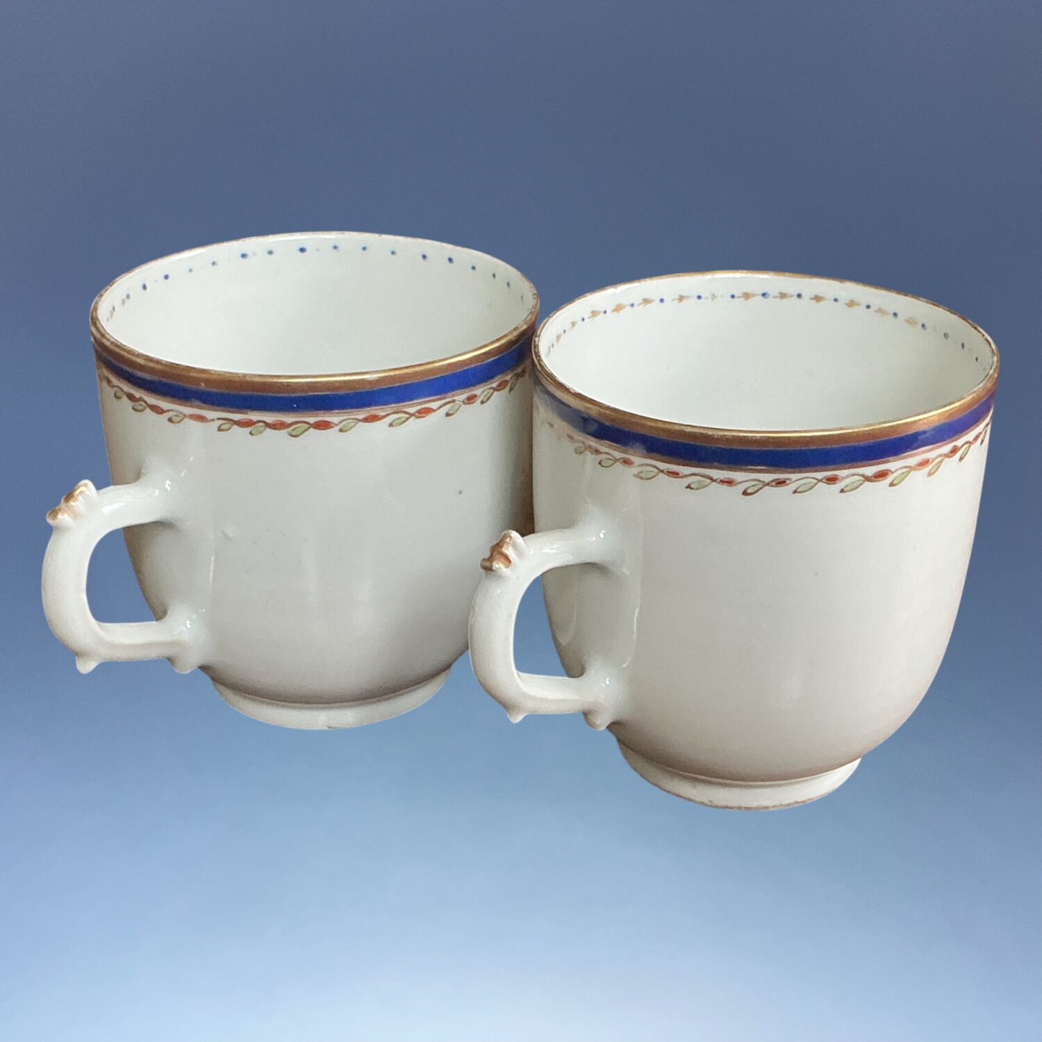 Pair of C18th Chinese Export Porcelain Coffee Cups - Image 4