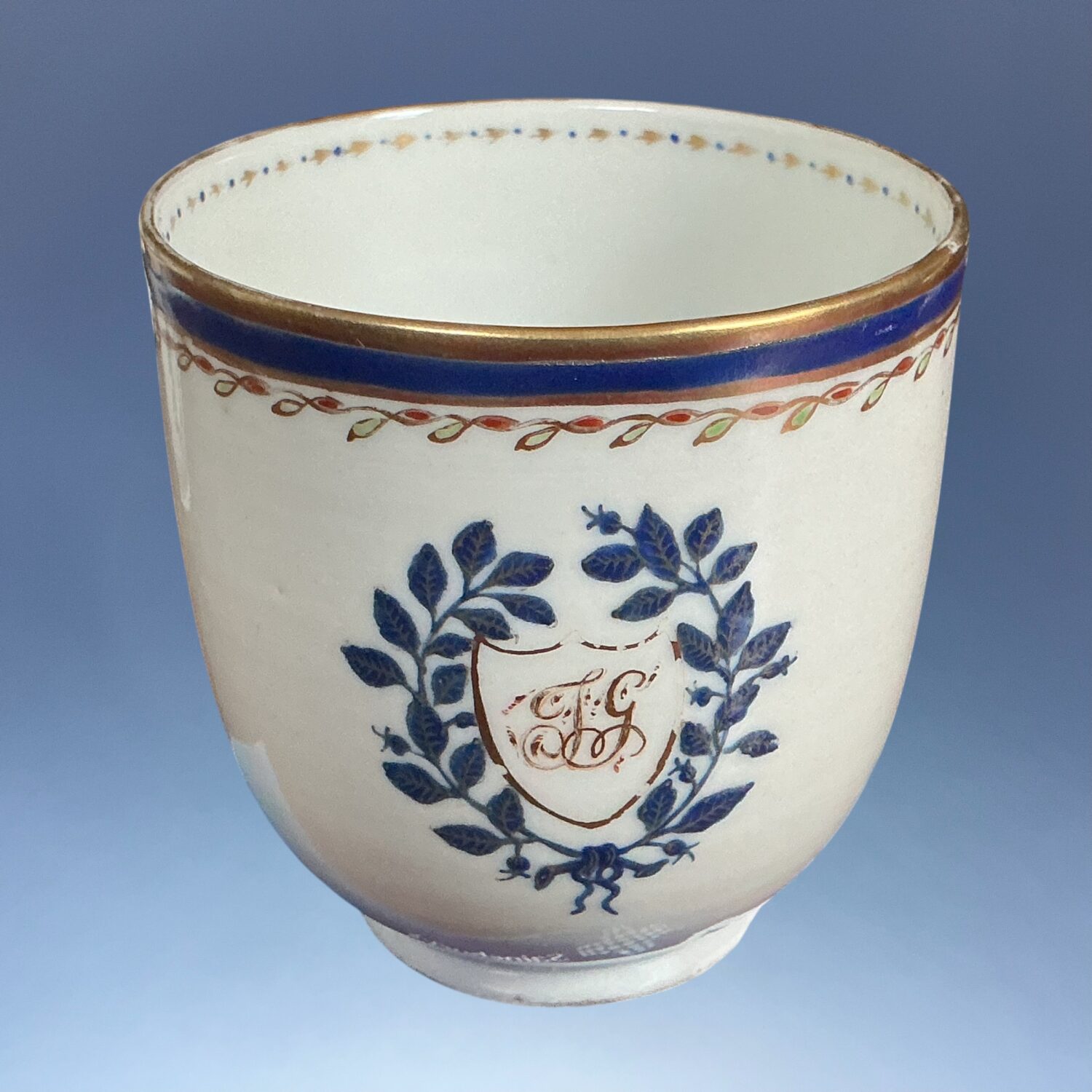 Pair of C18th Chinese Export Porcelain Coffee Cups - Image 8