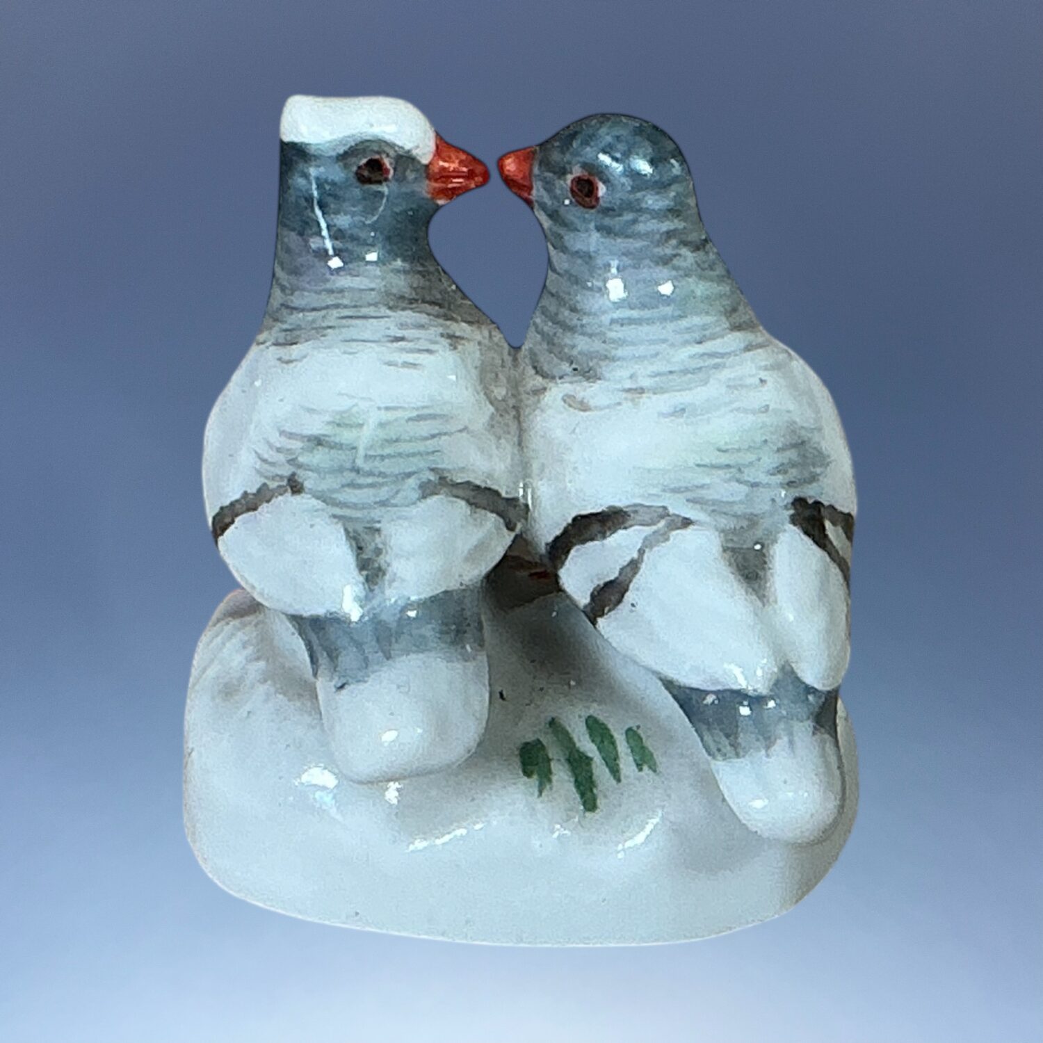 Meissen Porcelain Miniature - Pair of Doves - Image 2