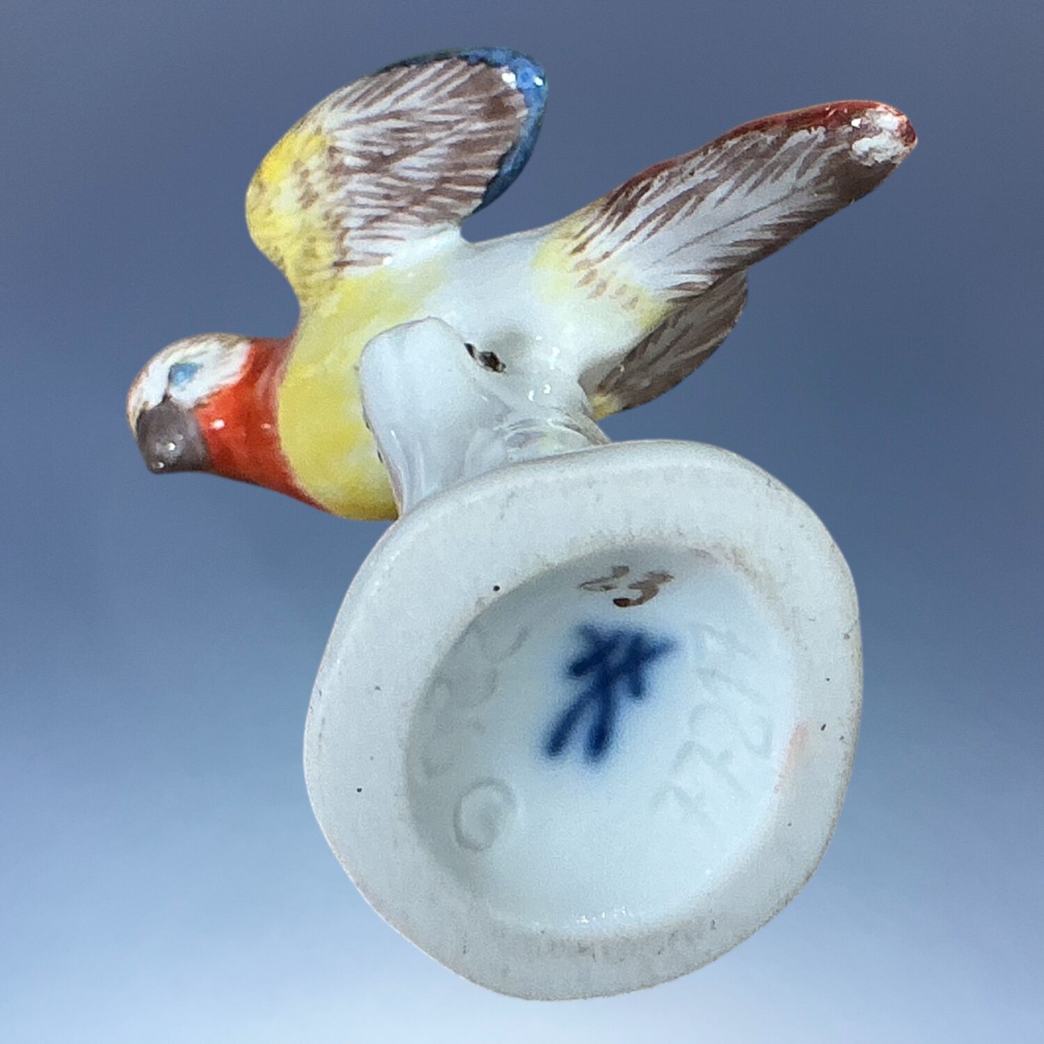 Meissen Porcelain Miniature - Parrot (blfwr) - Image 3