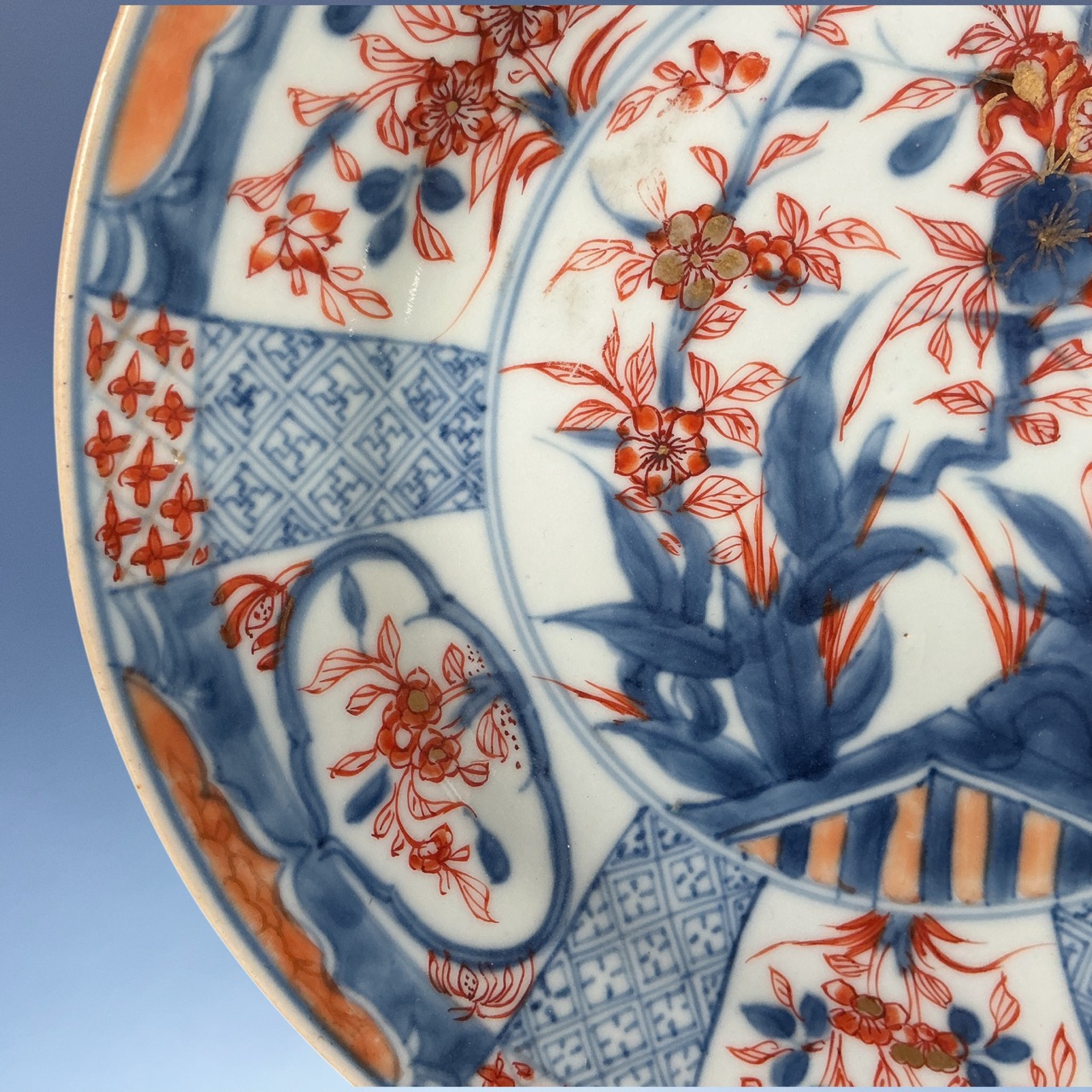 C18th Chinese Imari Plate - circa 1730-40 - Image 6