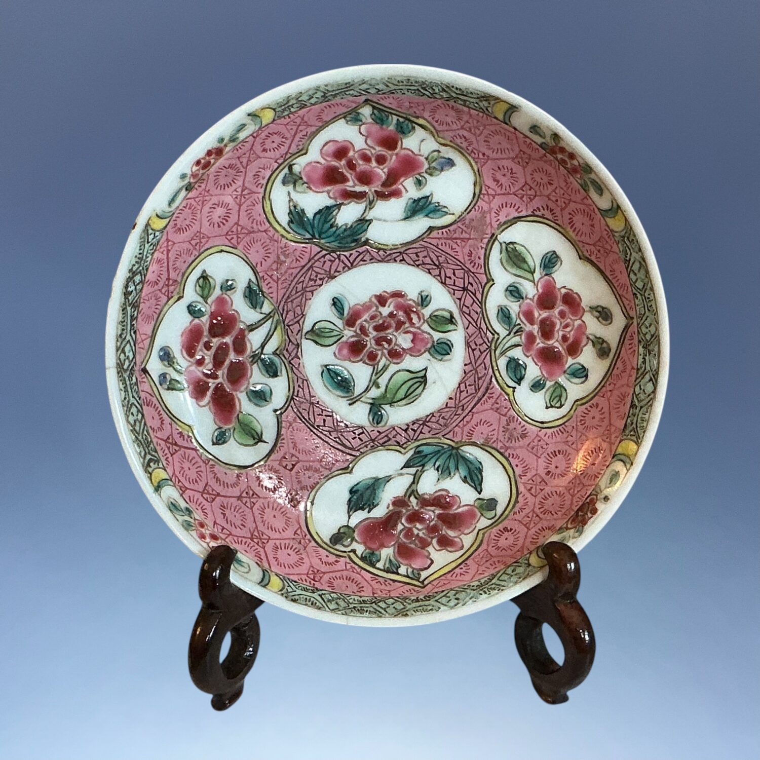 C18th Chinese Export Porcelain - Pink Ground Tea Bowl & Saucer - Image 2