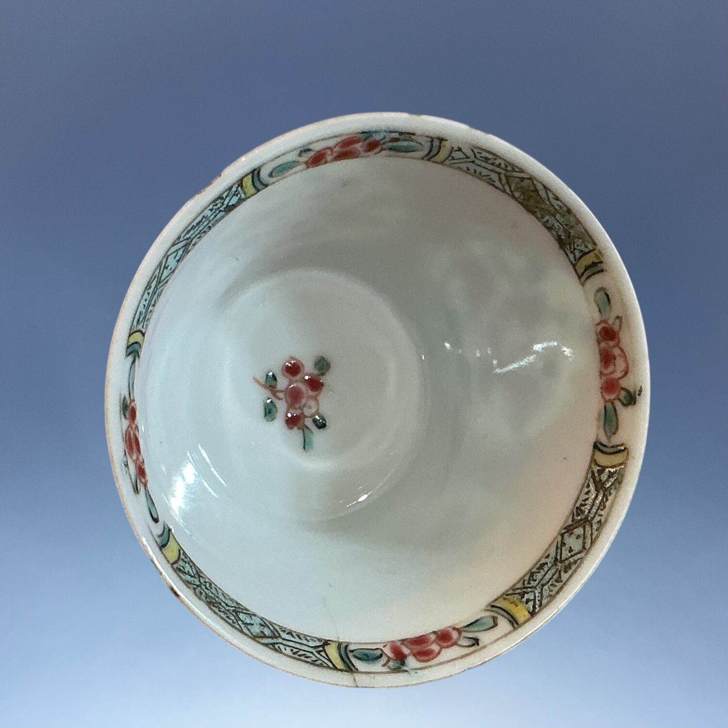 C18th Chinese Export Porcelain - Pink Ground Tea Bowl & Saucer - Image 4