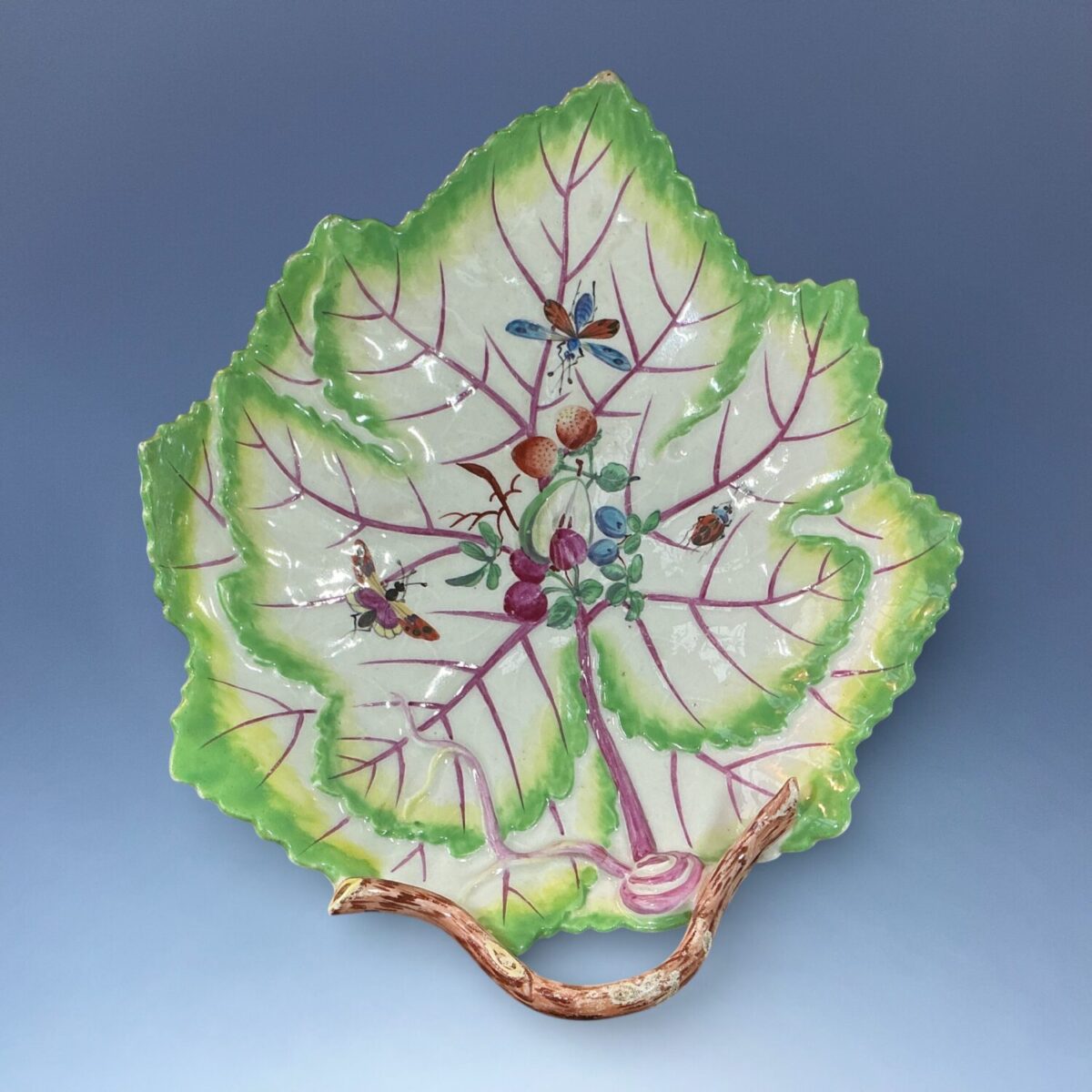 C18th Worcester (1st period) Leaf Dish c1765