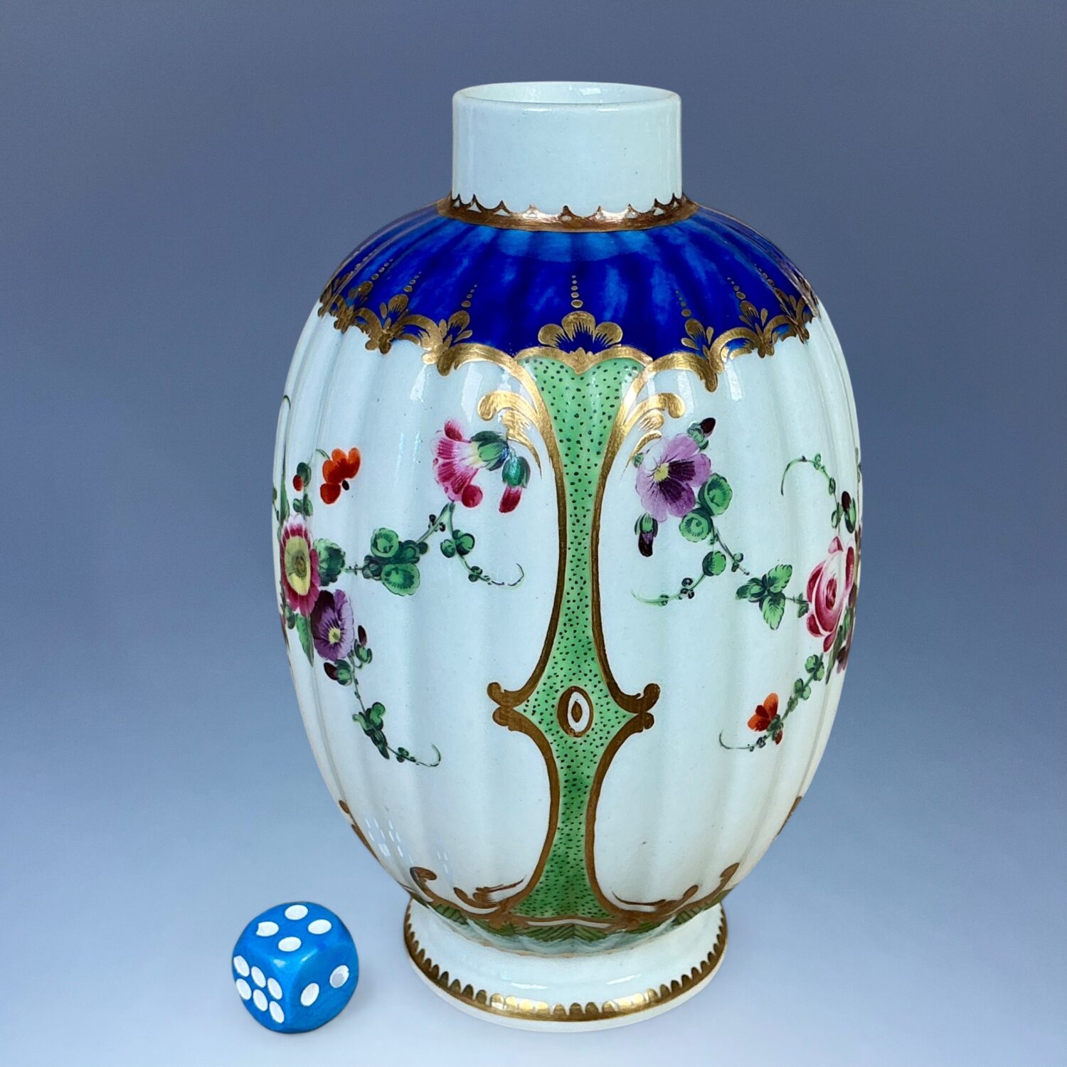 Dr Wall Worcester Porcelain Fluted Tea Caddy