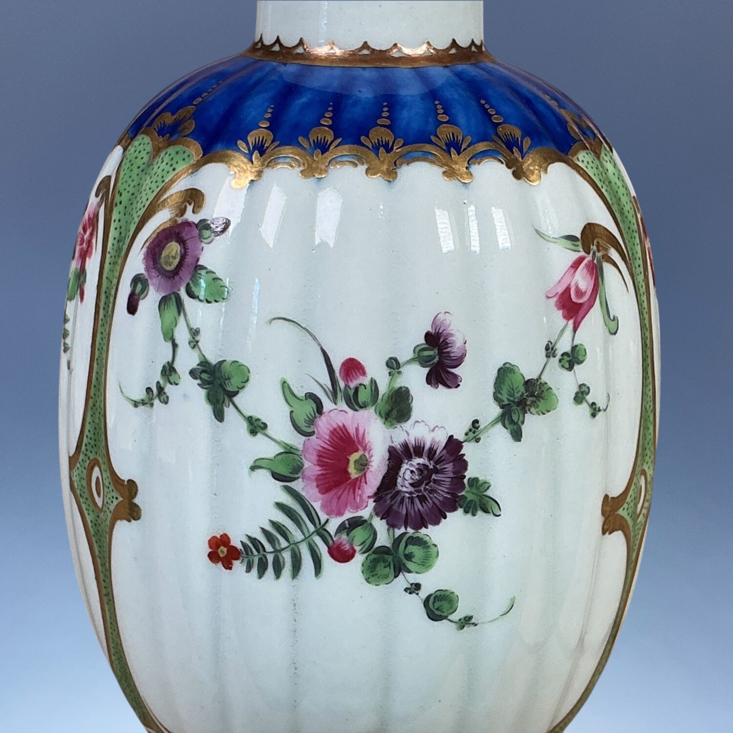 Dr Wall Worcester Porcelain Fluted Tea Caddy - Image 3