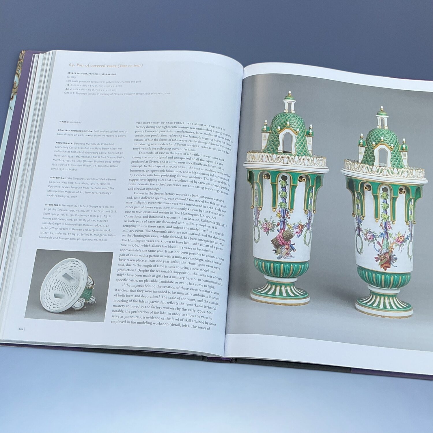 (Clearance/Book) European Porcelain in the MET - Image 2