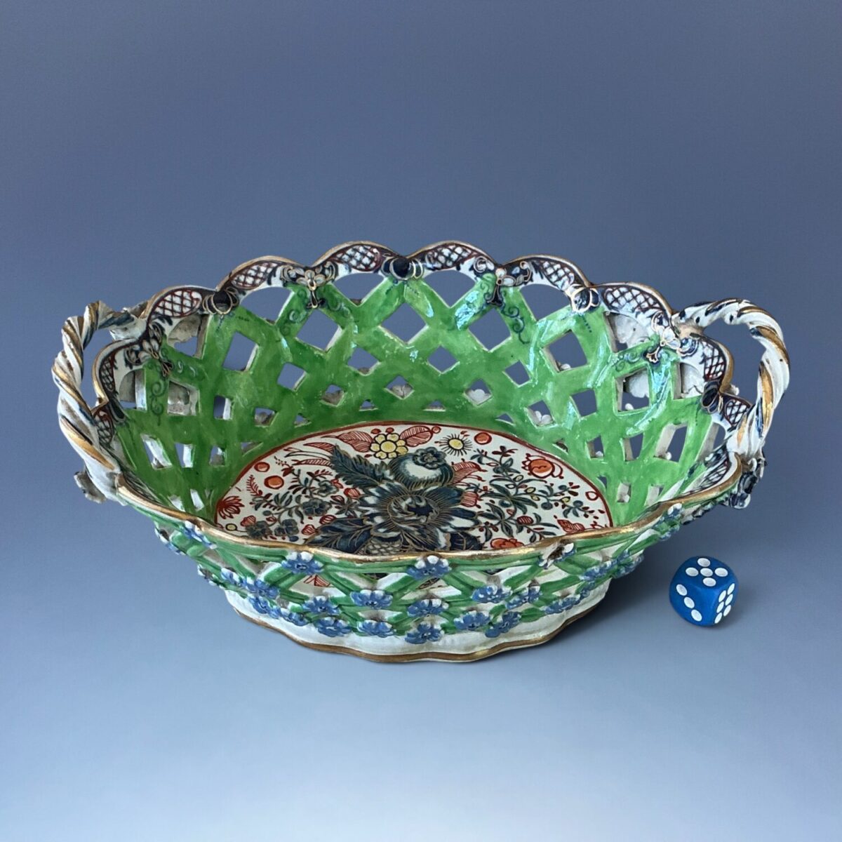 C18th Caughley Porcelain Basket – B+W – Clobbered. (a)