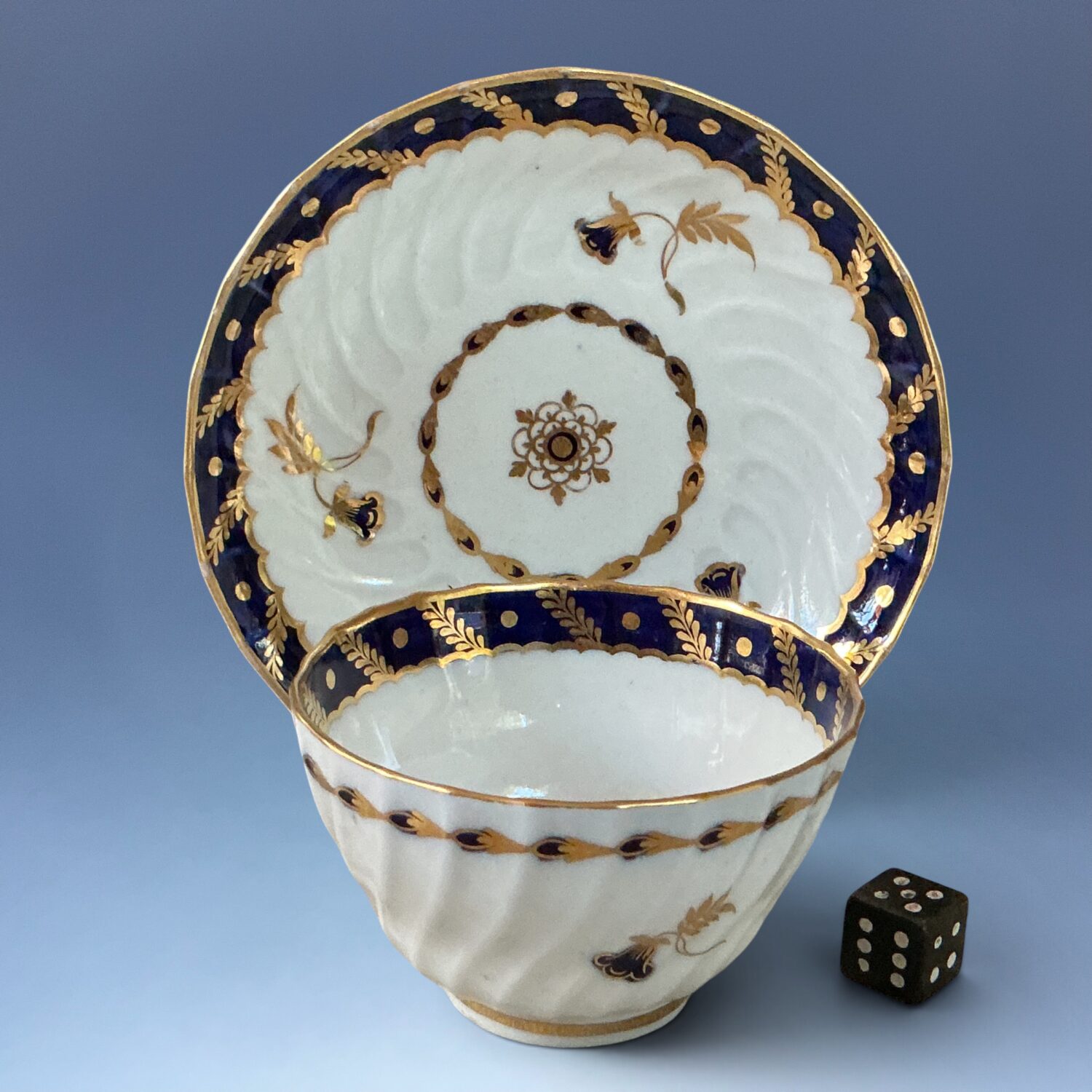Late C18th Worcester Porcelain Teabowl & Saucer.