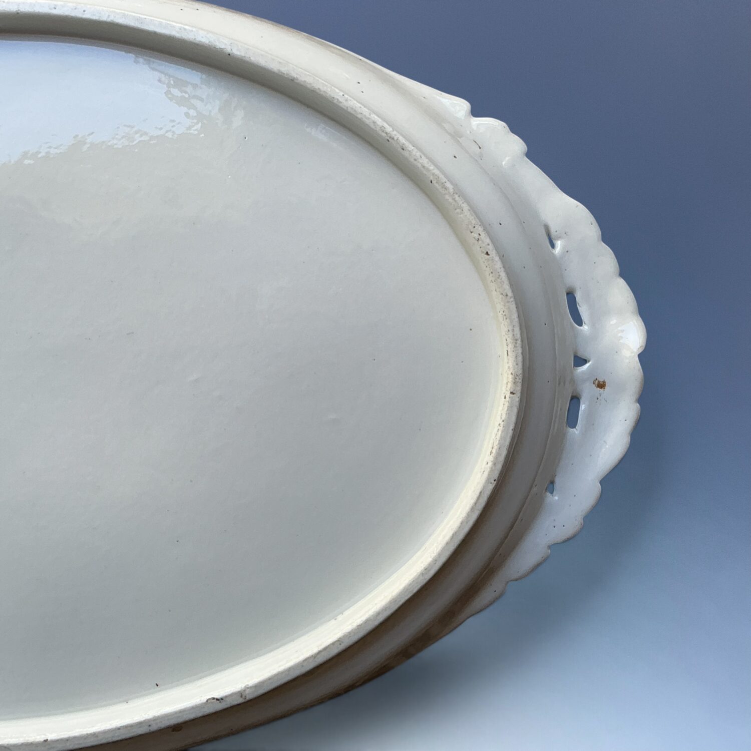Early Coalport Cabaret Tray with Orange ‘Rag-Roll’ Ground & Bird Panels. - Image 9